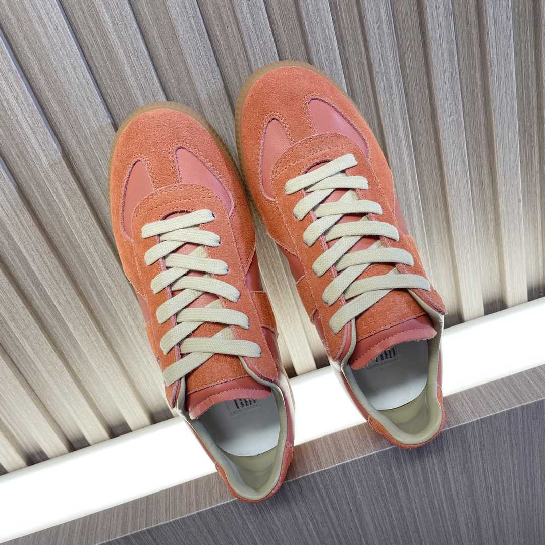 Maison Margiela Replica Low-top Sneakers  - 