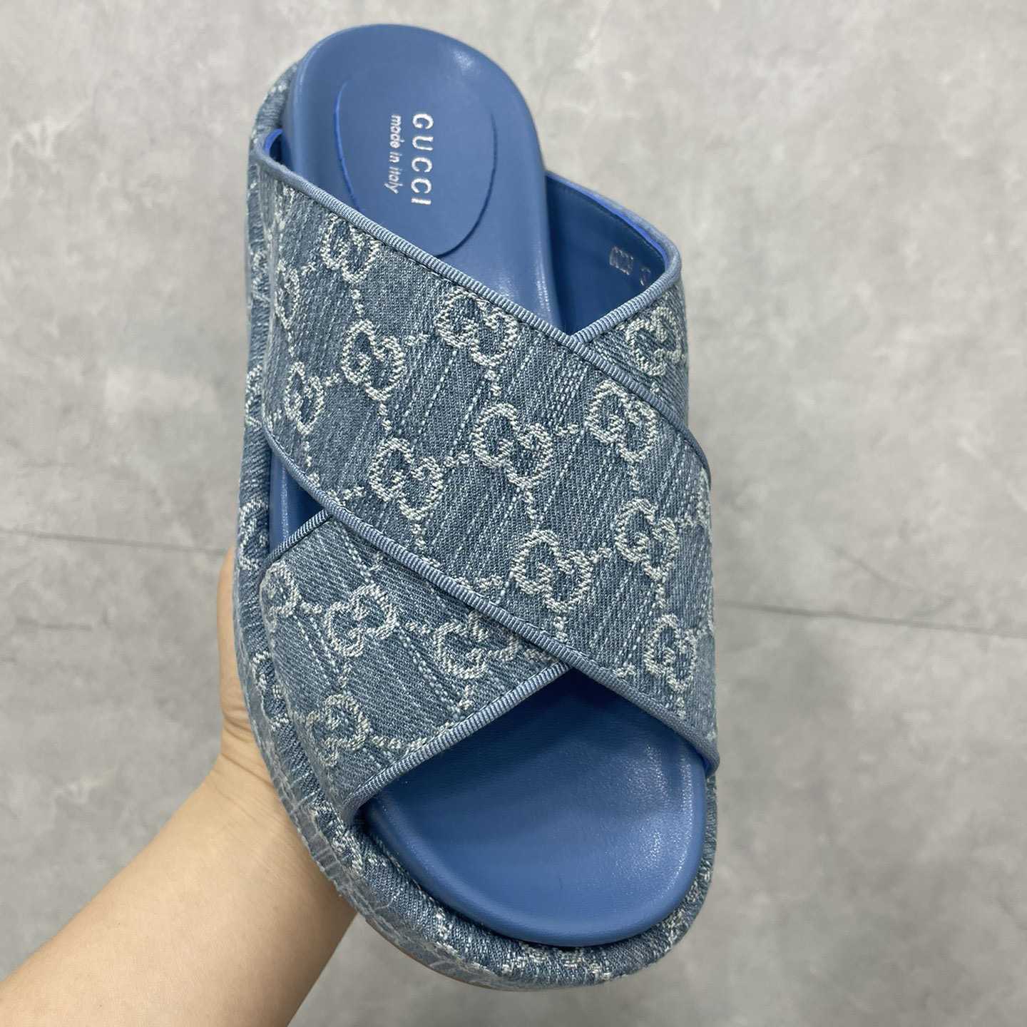 Gucci Women's Blue GG Platform Slide Sandal - 