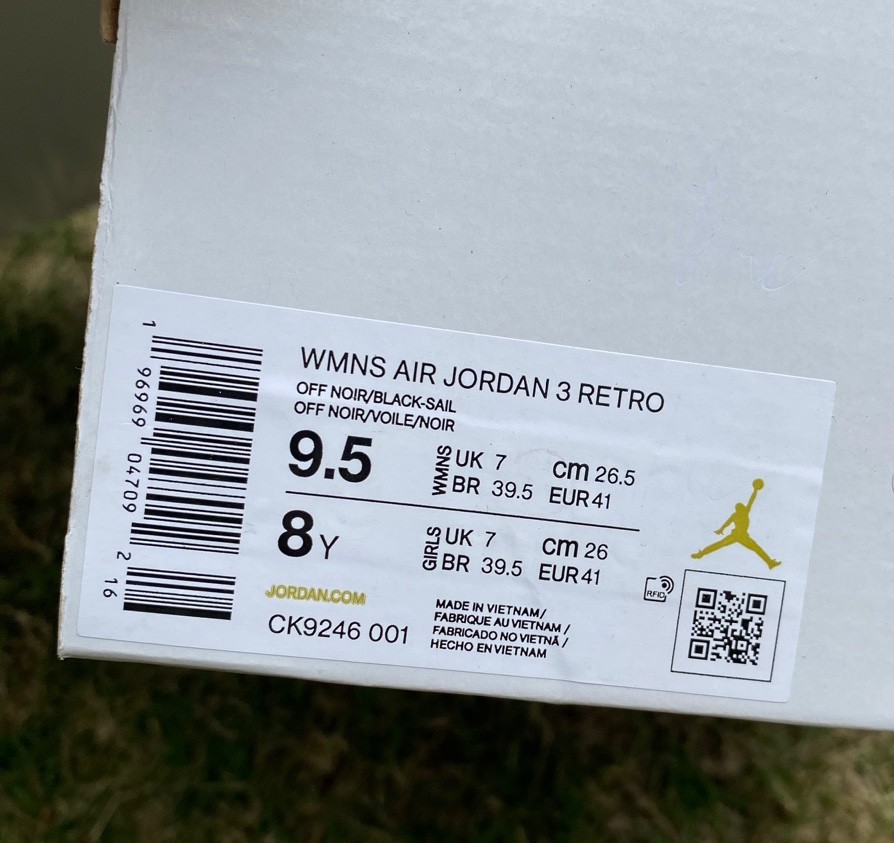 Air Jordan 3 Sneakers   CK9246-001  - 