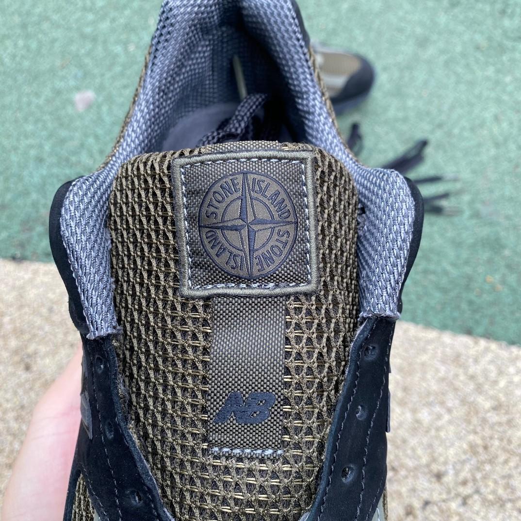 Stone Island x New Balance NB 991 Sneakers      u991sd2 - 