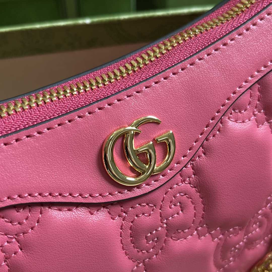 Gucci GG Matelassé Handbag(25-15-8cm) - 