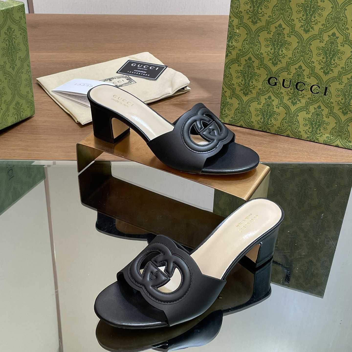 Gucci Women's Interlocking G Slide Sandal  - 