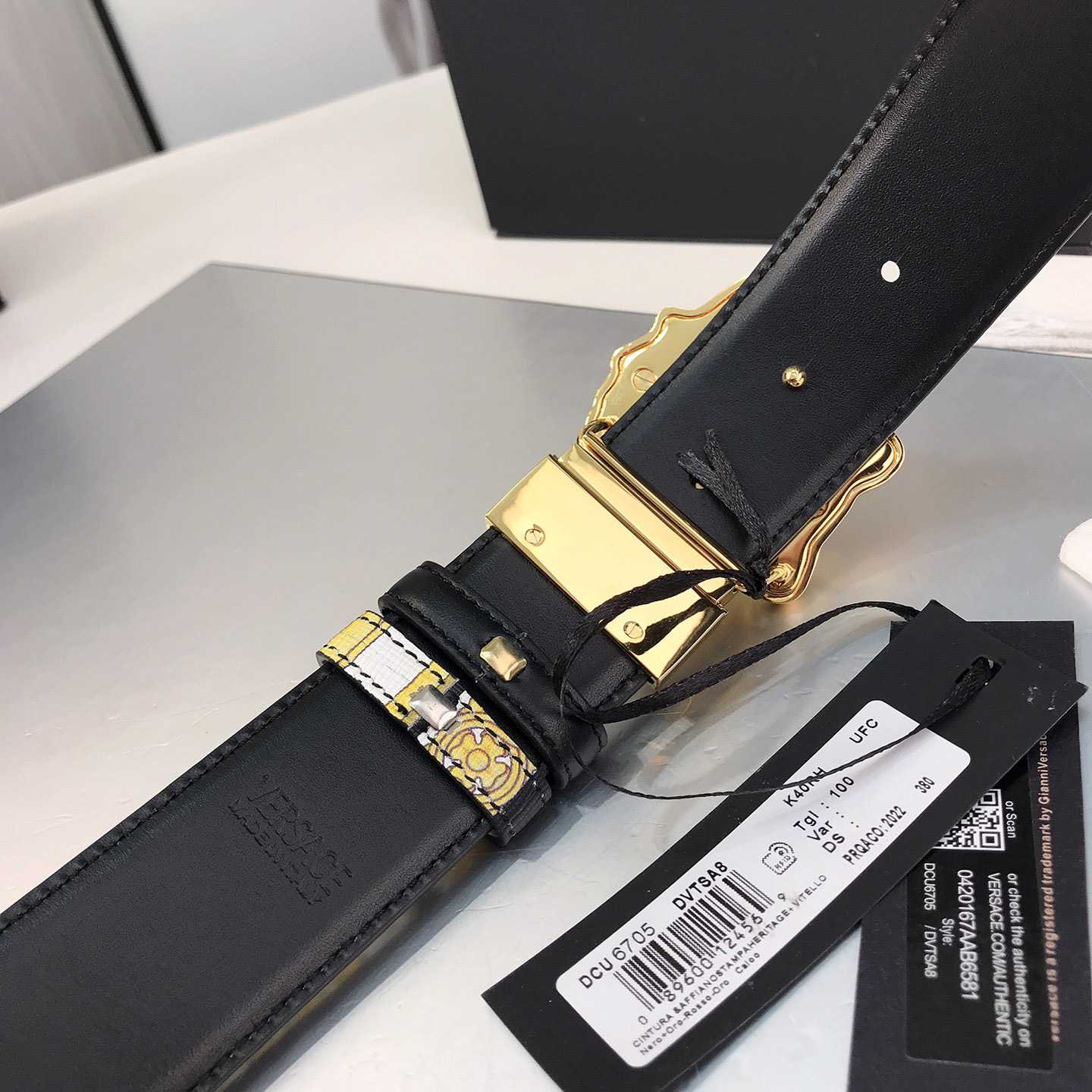 Versace Barocco Reversible LeatherBelt    40mm - 