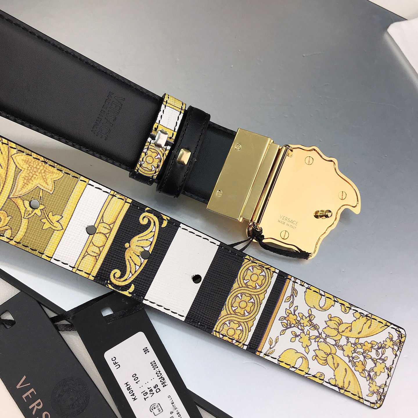 Versace Barocco Reversible LeatherBelt    40mm - 