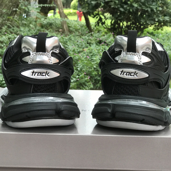 Balenciaga Track 3.0 Sneakers  - 
