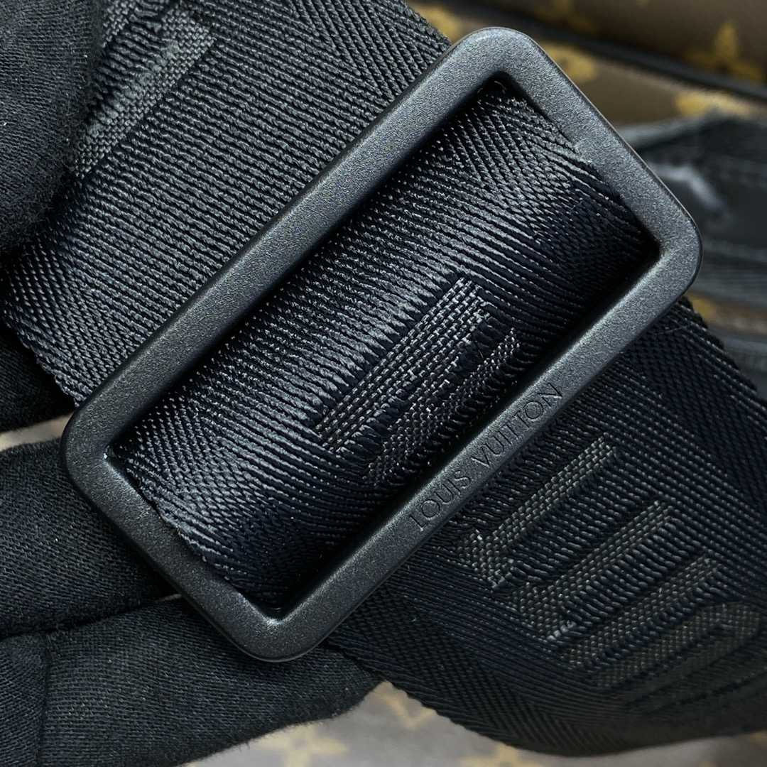 Louis Vuitton Quest Messenger  M46973 - DesignerGu