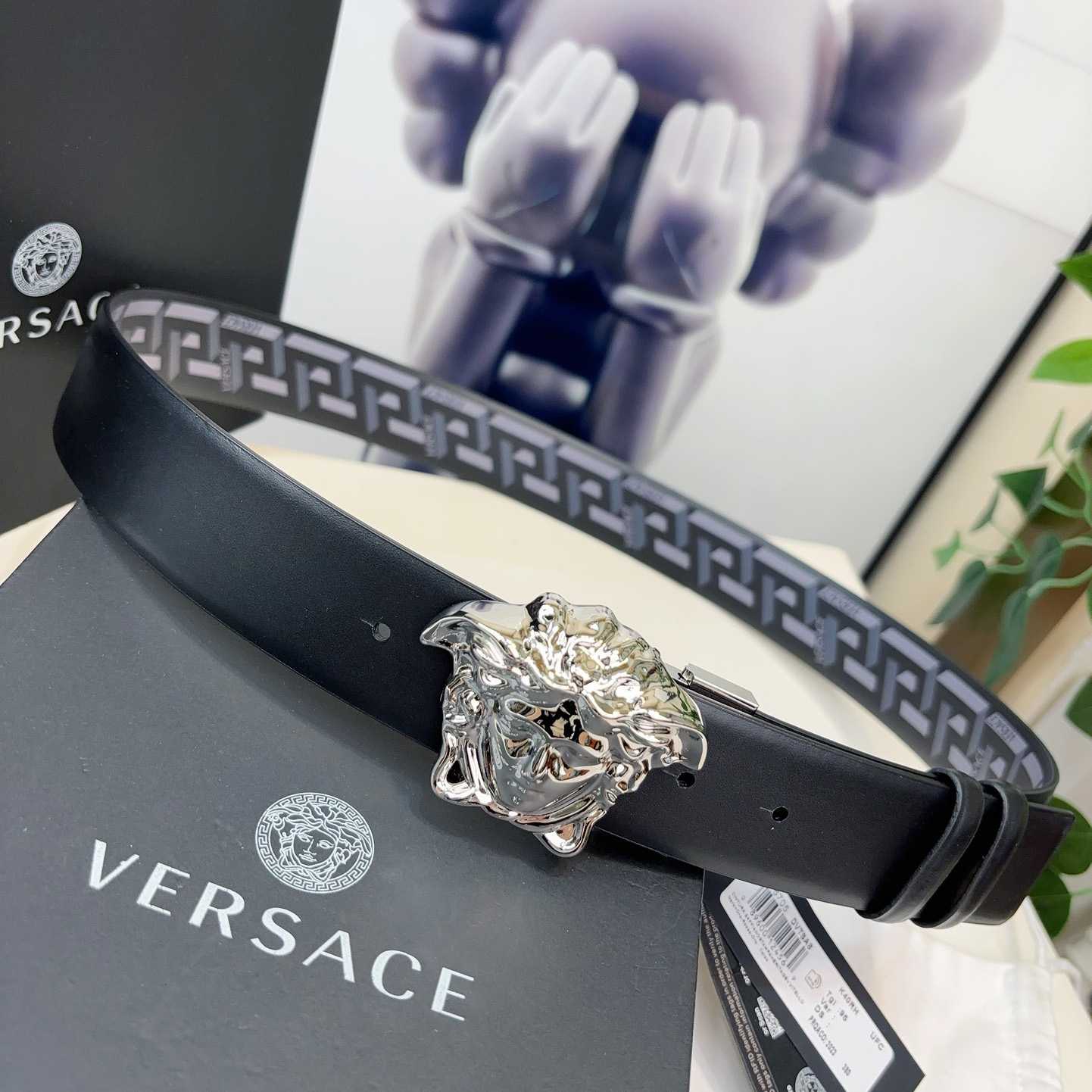 Versace Reversible Leather Belt    40mm - 