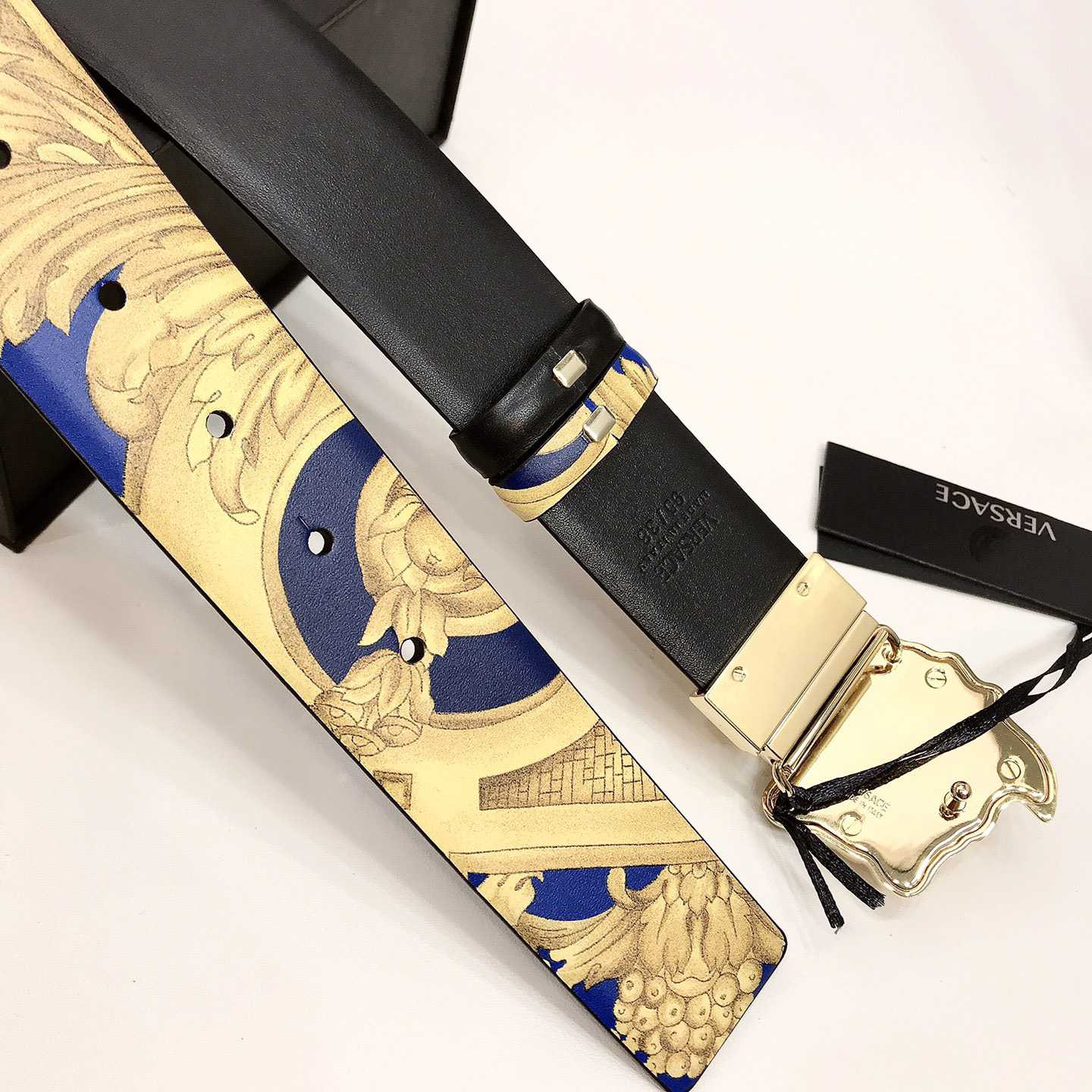 Versace Barocco Reversible Leather Belt    40mm - 