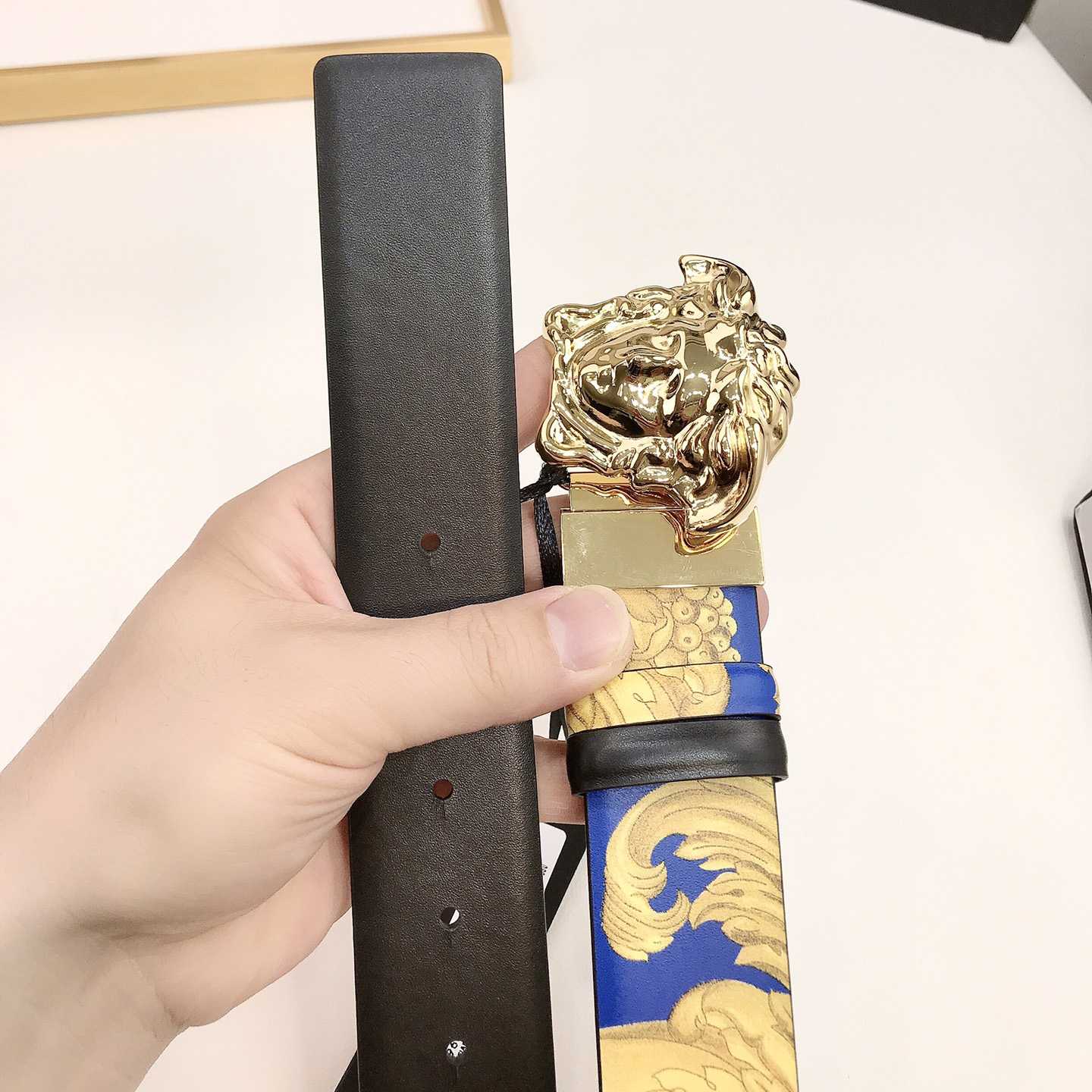 Versace Barocco Reversible Leather Belt    40mm - 