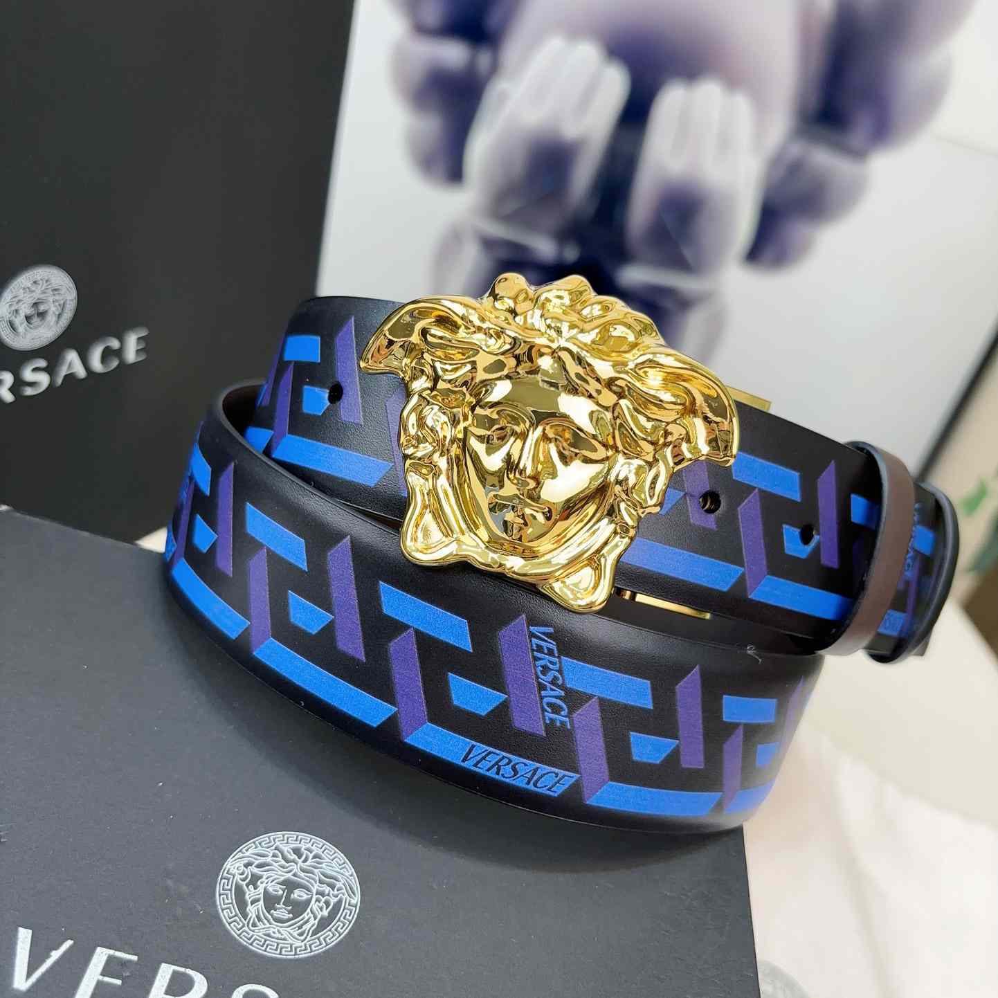 Versace Reversible Leather Belt    40mm - 