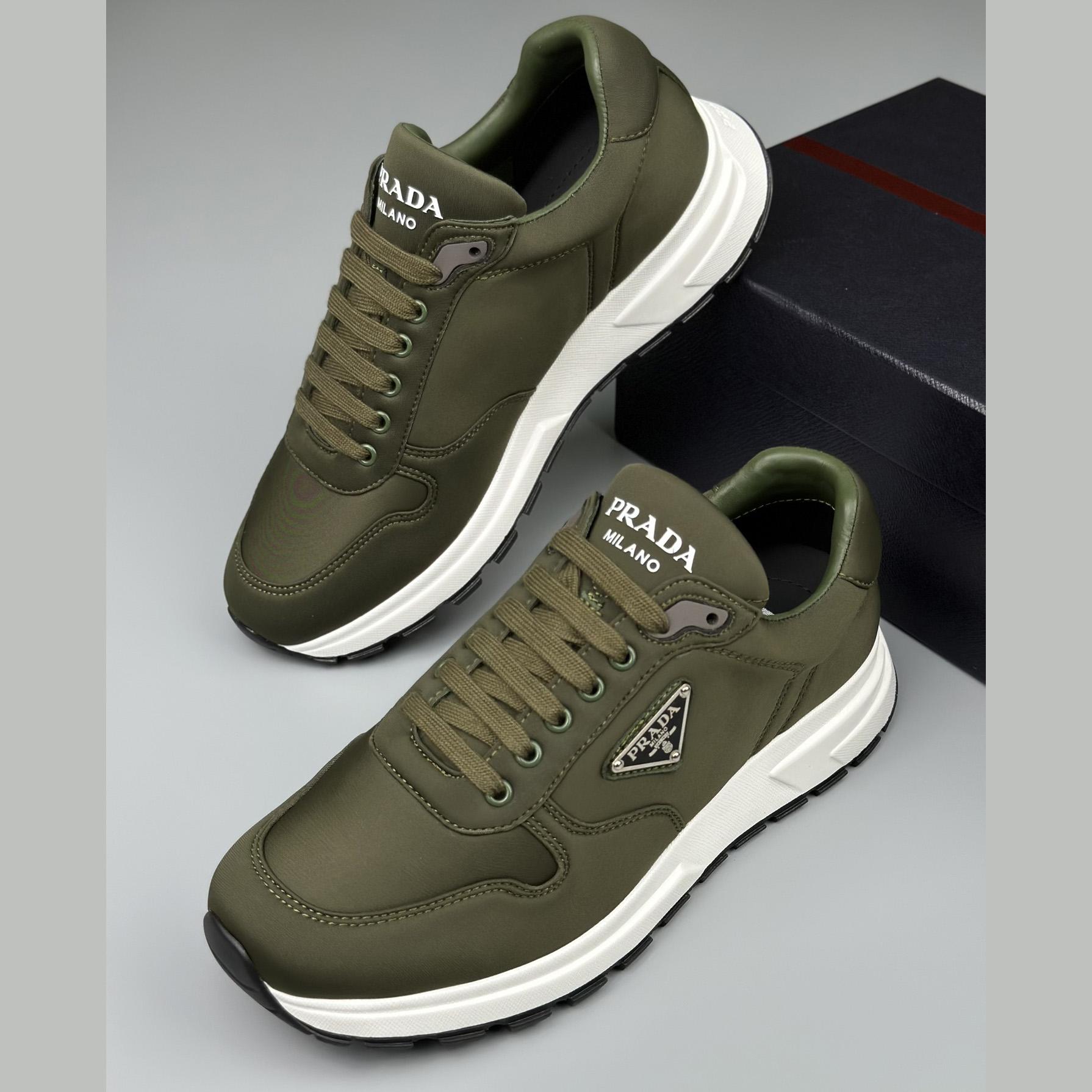 Prada Prax 01 Re-Nylon Sneakers - 