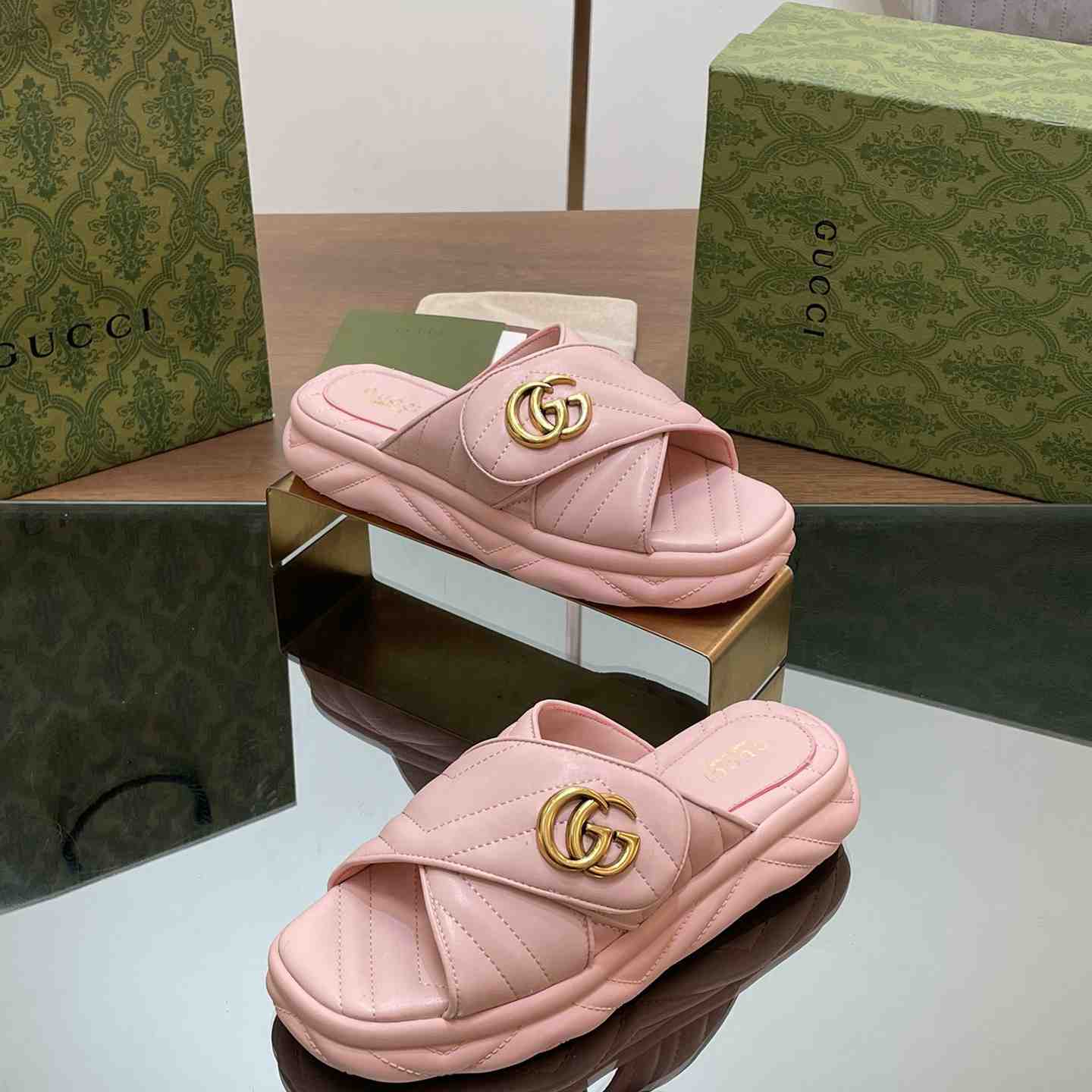 Gucci Women's Double G Slide Sandal - 