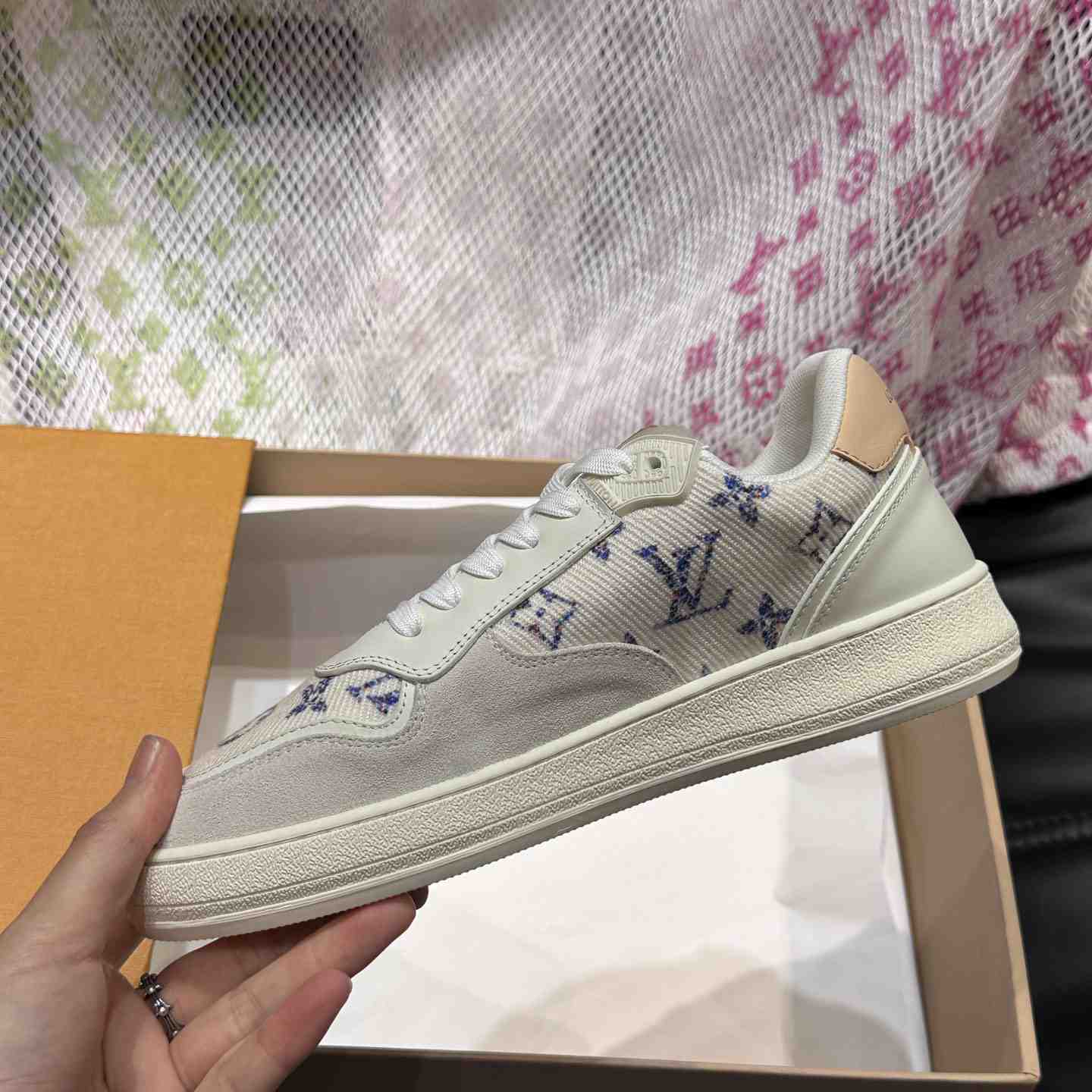 Louis Vuitton Monogram Sneaker  - 