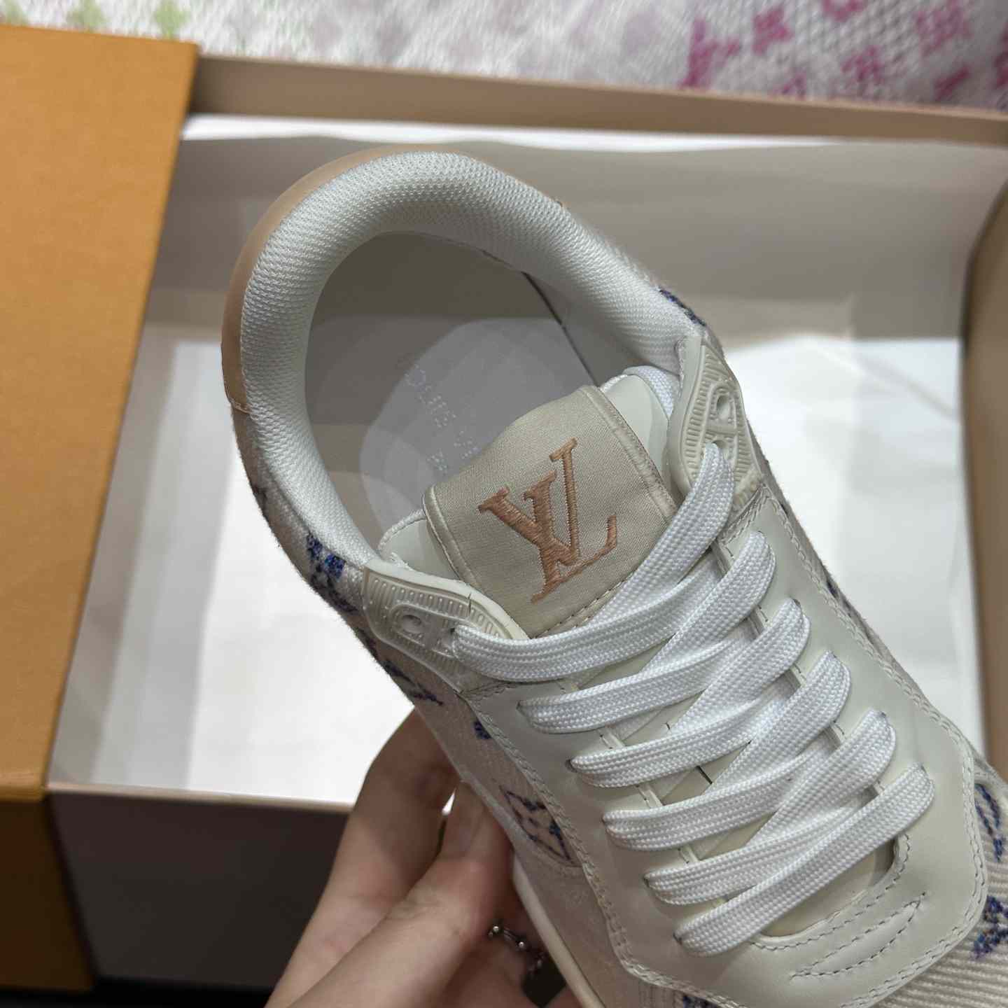 Louis Vuitton Monogram Sneaker  - 