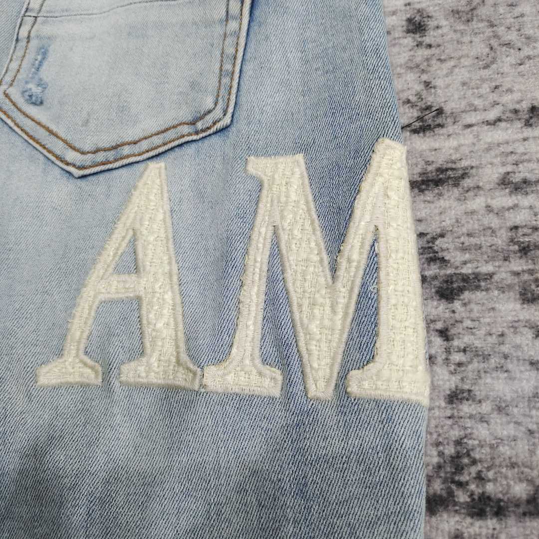 Amiri Slim Fit Jeans    669 - 