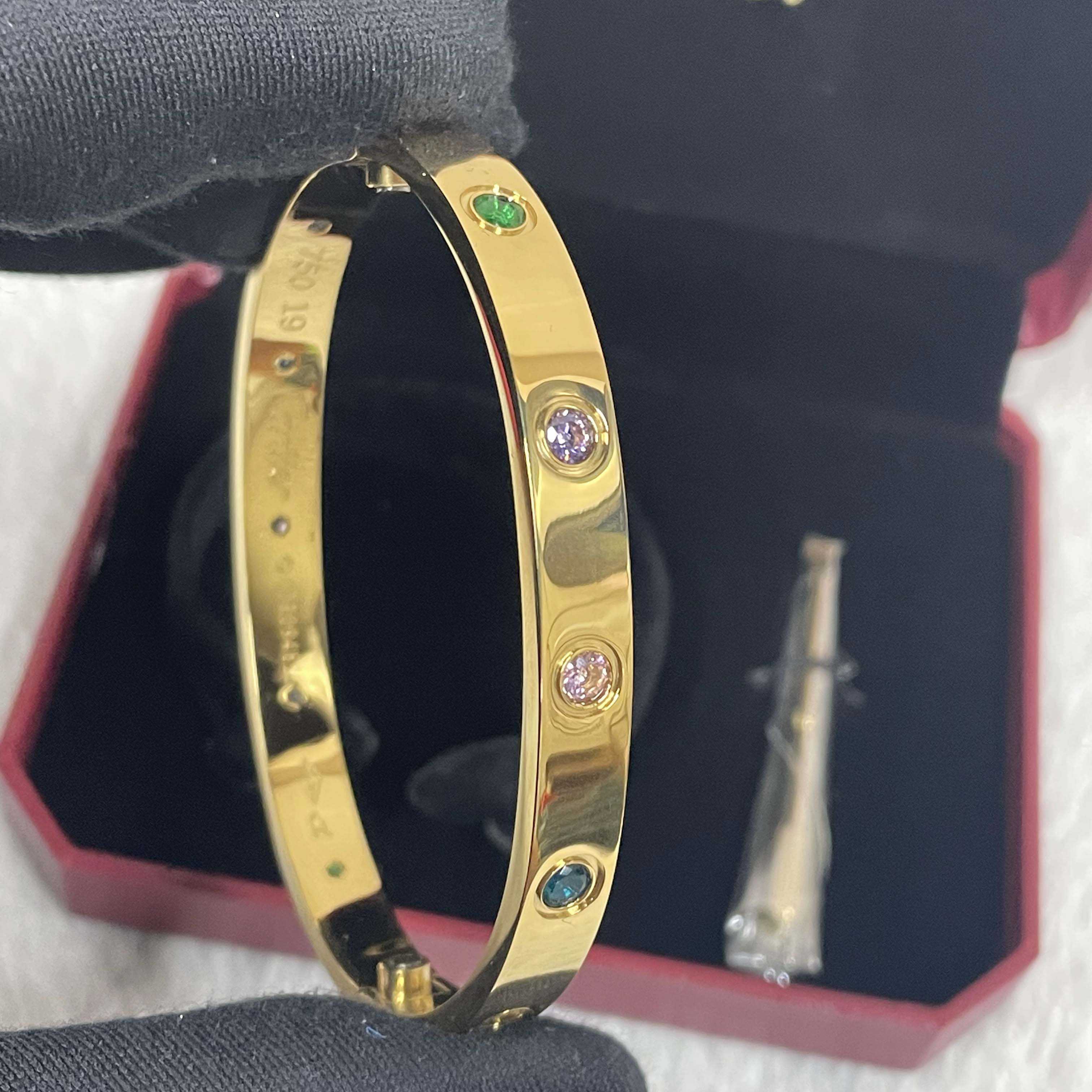 Cartier Bracelet - DesignerGu