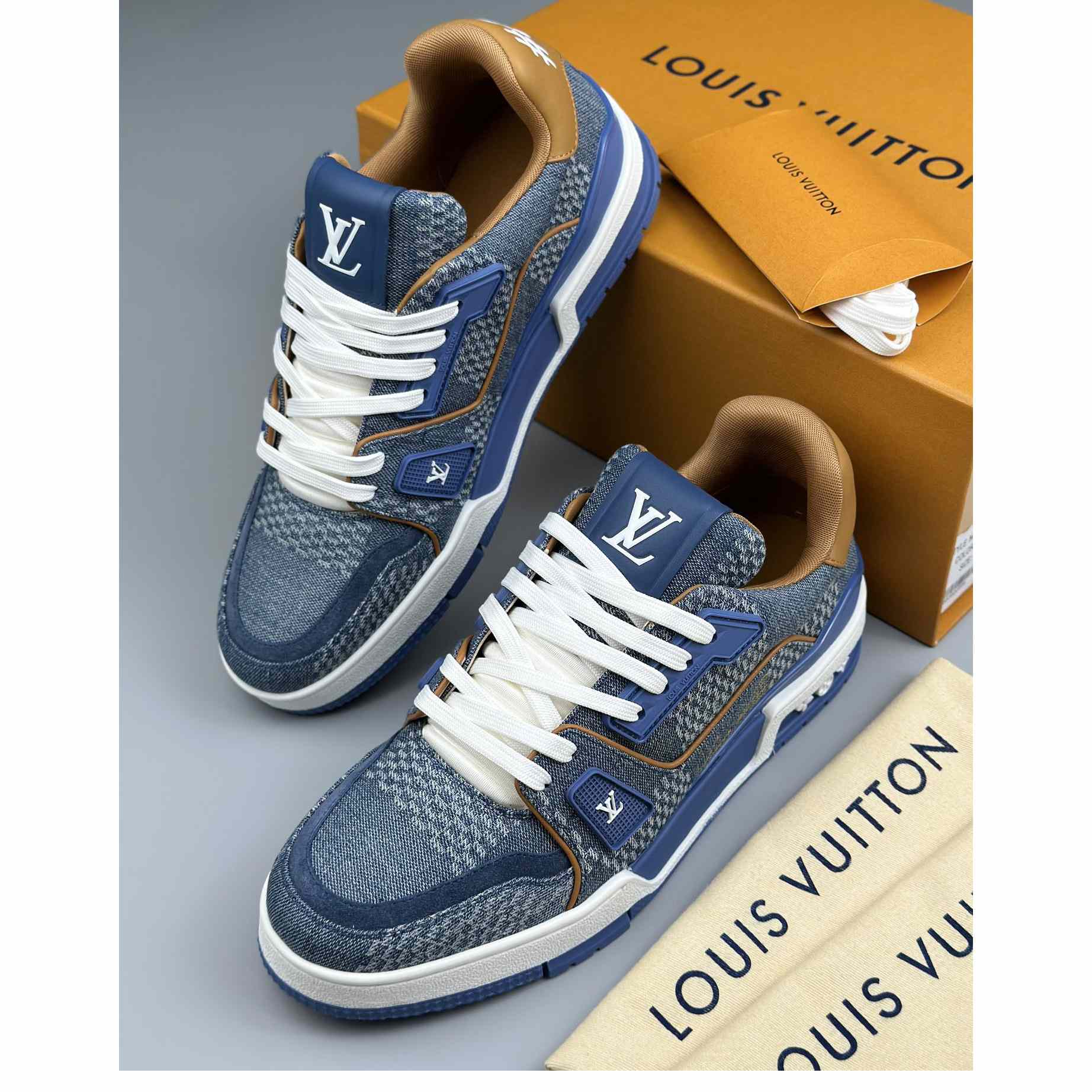 Louis Vuitton LV Trainer Sneaker    1AD6DZ - 