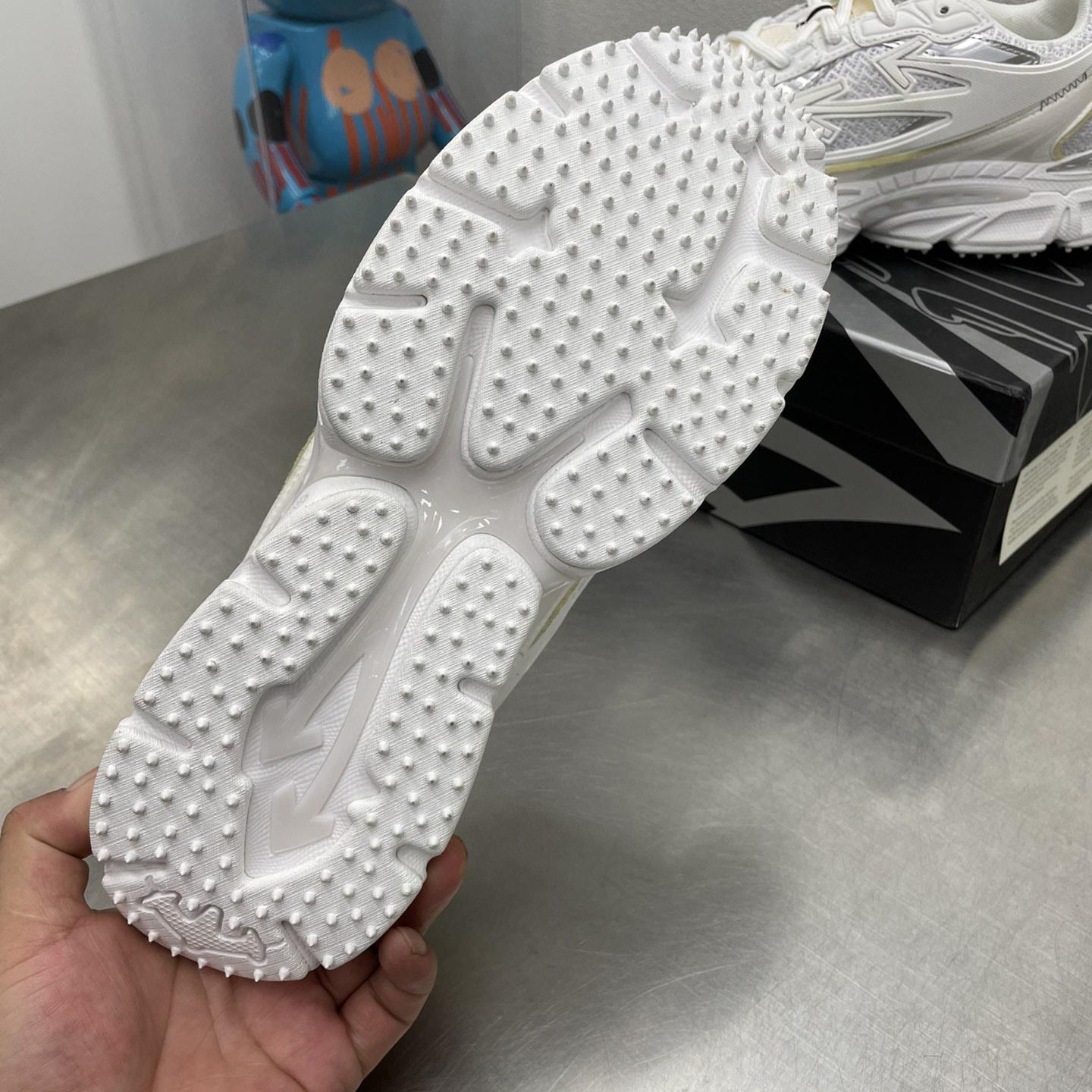 Off-White c/oVrgil Abloh™ Sneakers - 