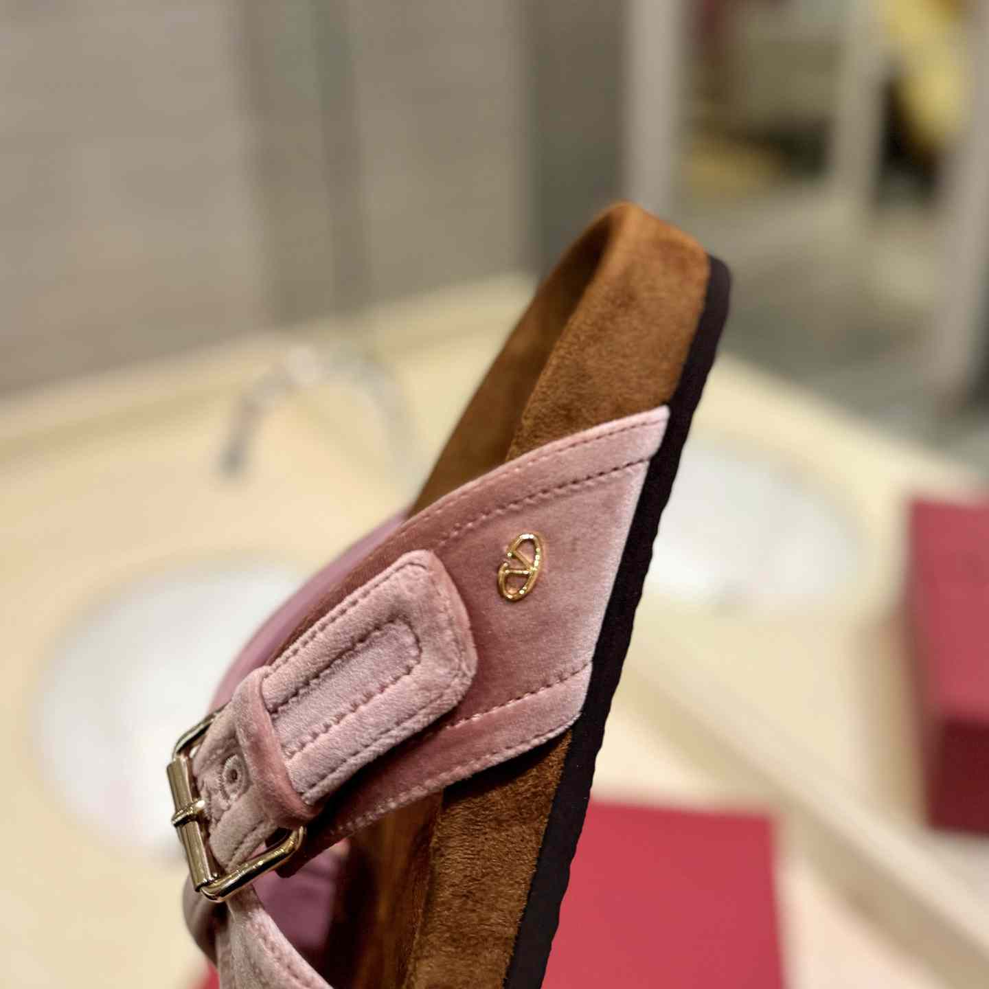 Valenti Fussfriend Velvet Slide Sandal  - DesignerGu