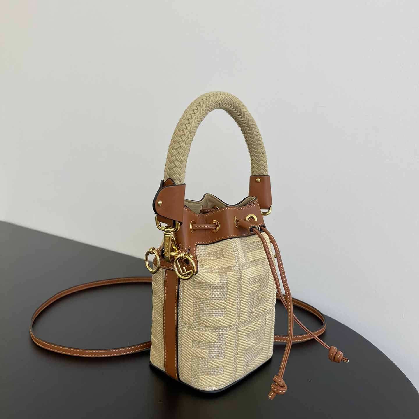 Fendi Mon Tresor Natural Straw Mini-bag With FF Embroidery - 