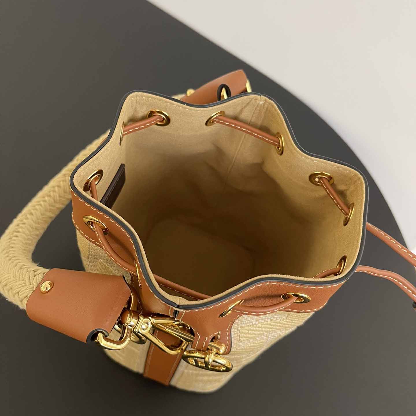 Fendi Mon Tresor Natural Straw Mini-bag With FF Embroidery - 