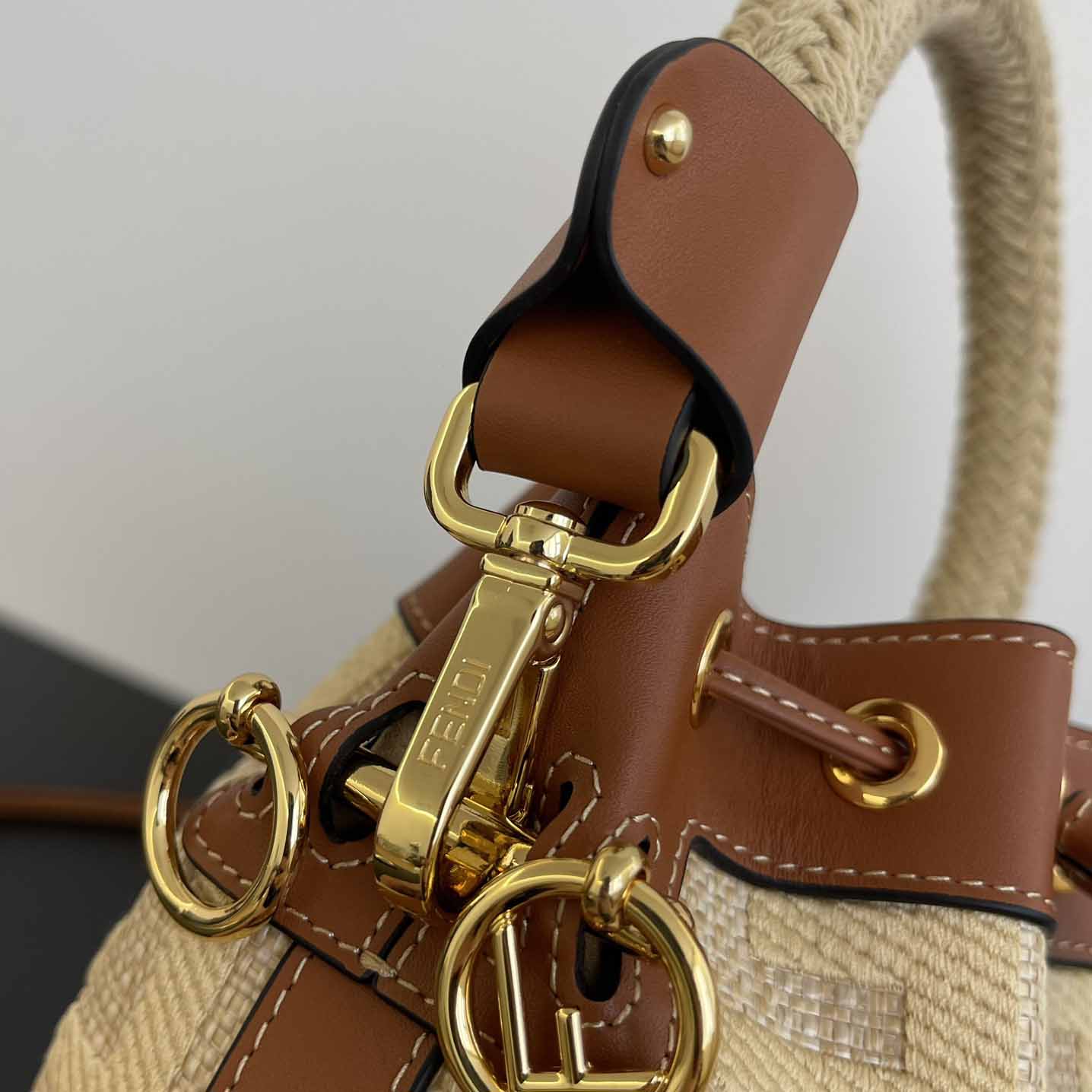 Fendi Mon Tresor Natural Straw Mini-bag With FF Embroidery - 