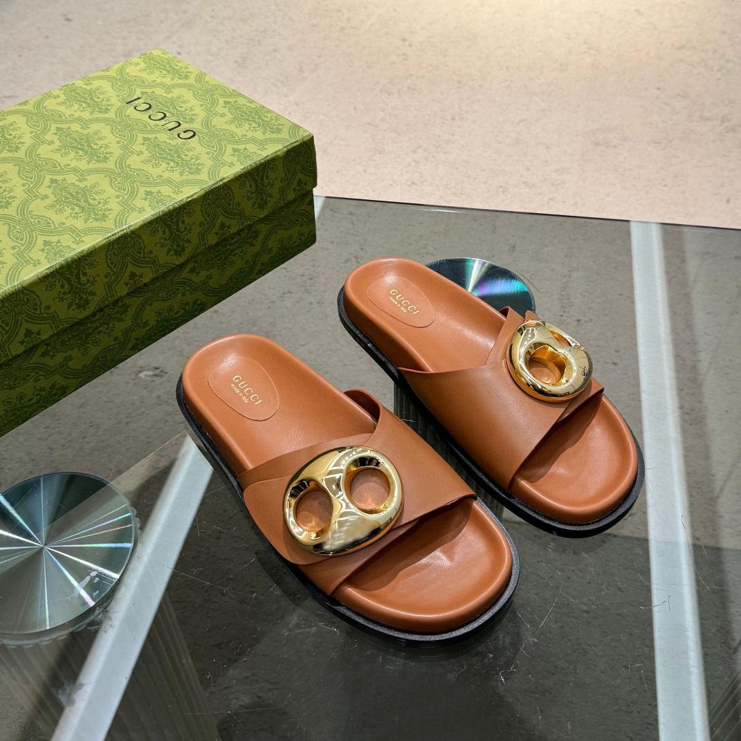 Gucci Women's Marina Chain Slide Sandal - 