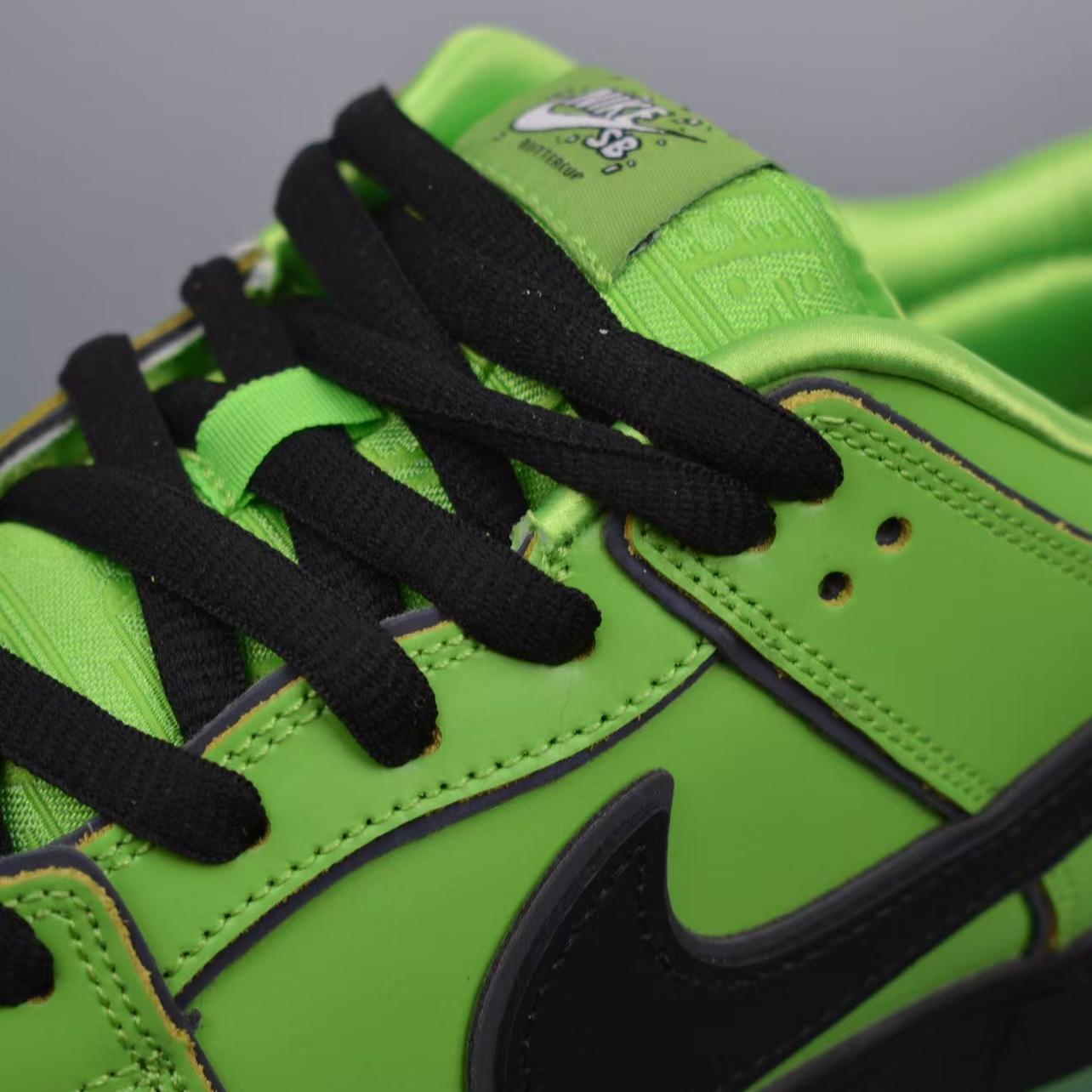 The Powerpuff Girls x Nike Dunk SB Low Sneaker      - 
