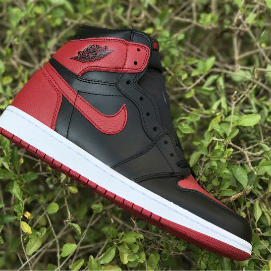 Jordan AJ1 Retro High OG NRG Sneaker      861428 - 