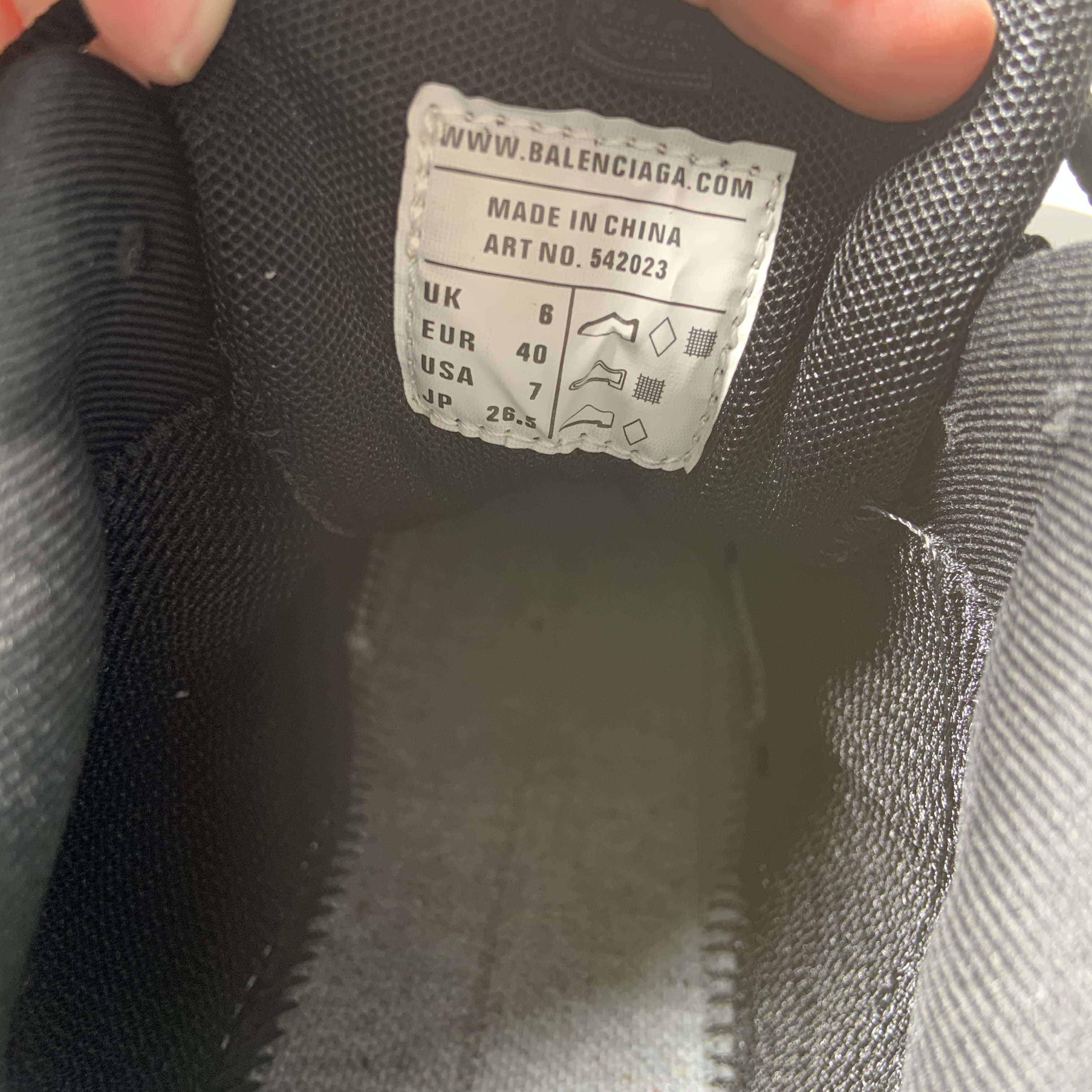 Balenciaga Track Signature Sneaker in black - 
