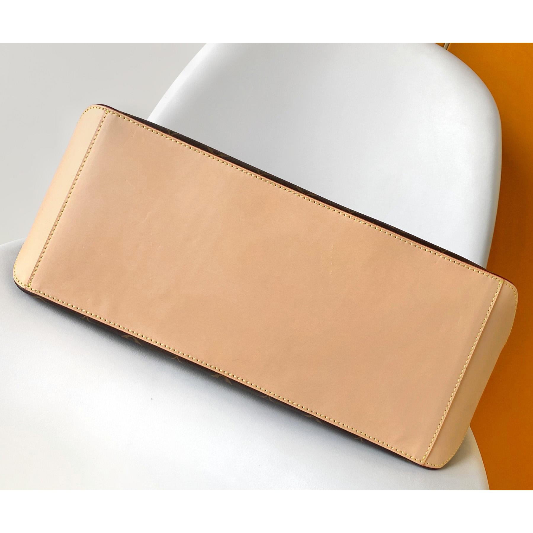 Louis Vuitton Mezzo   M47134 - 