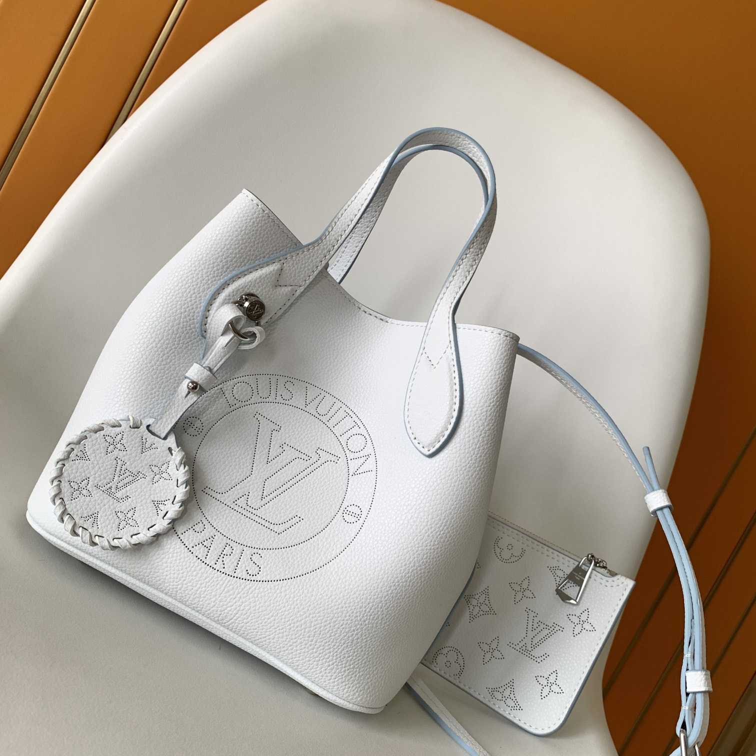 Louis Vuitton Blossom PM   M11734 - 