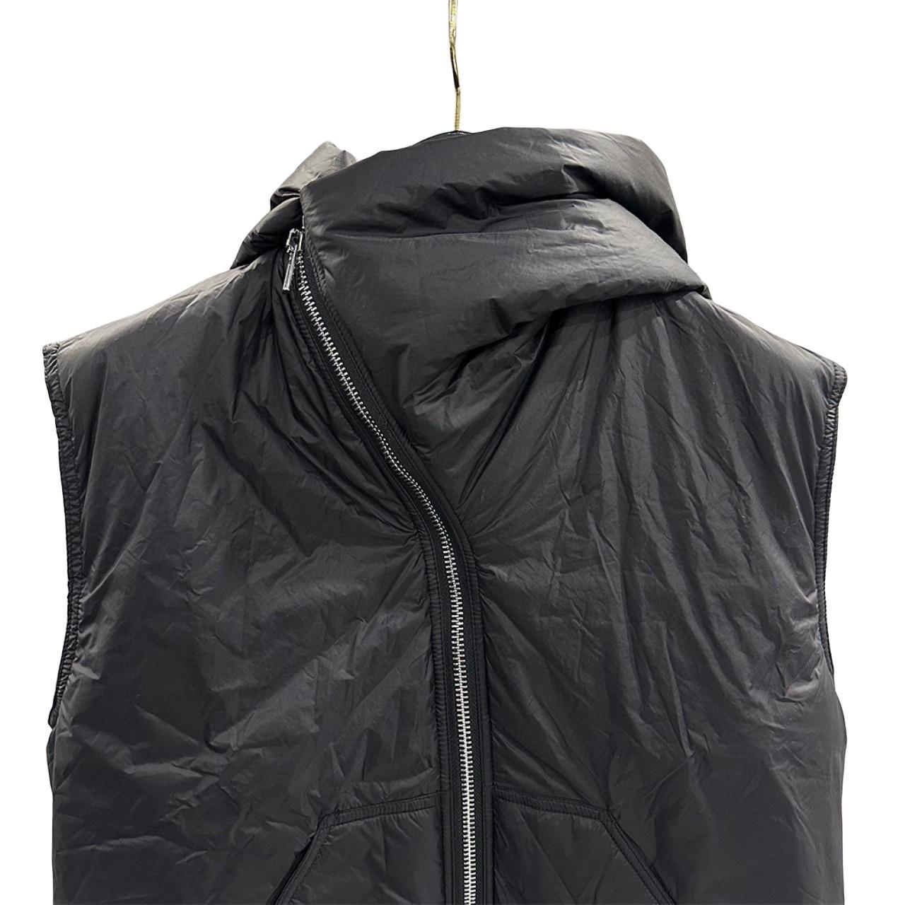 Rick Owens Padded nylon vest with hood - 