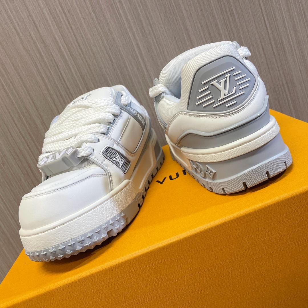 Louis Vuitton LV Trainer Sneaker    - 