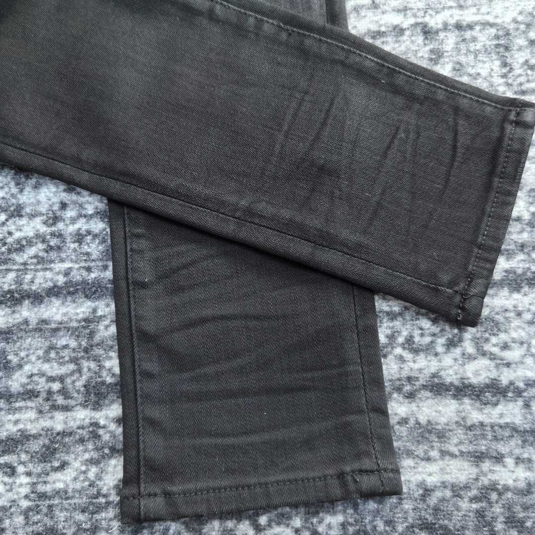 Amiri Slim Fit Jeans    684 - 