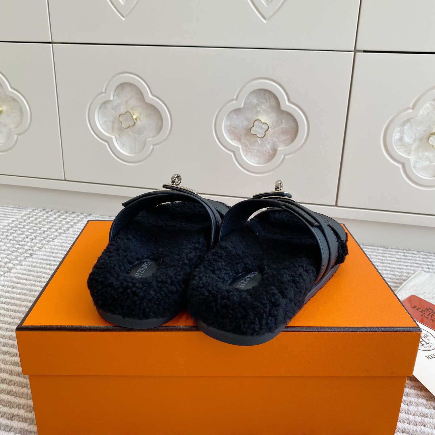 Hermes Kelly Sandal - 
