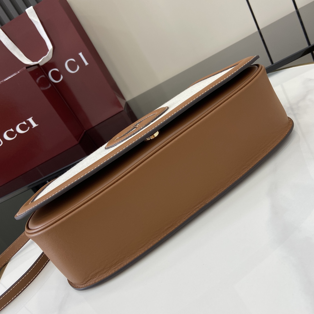 Gucci Blondie Medium Top Handle Bag - 