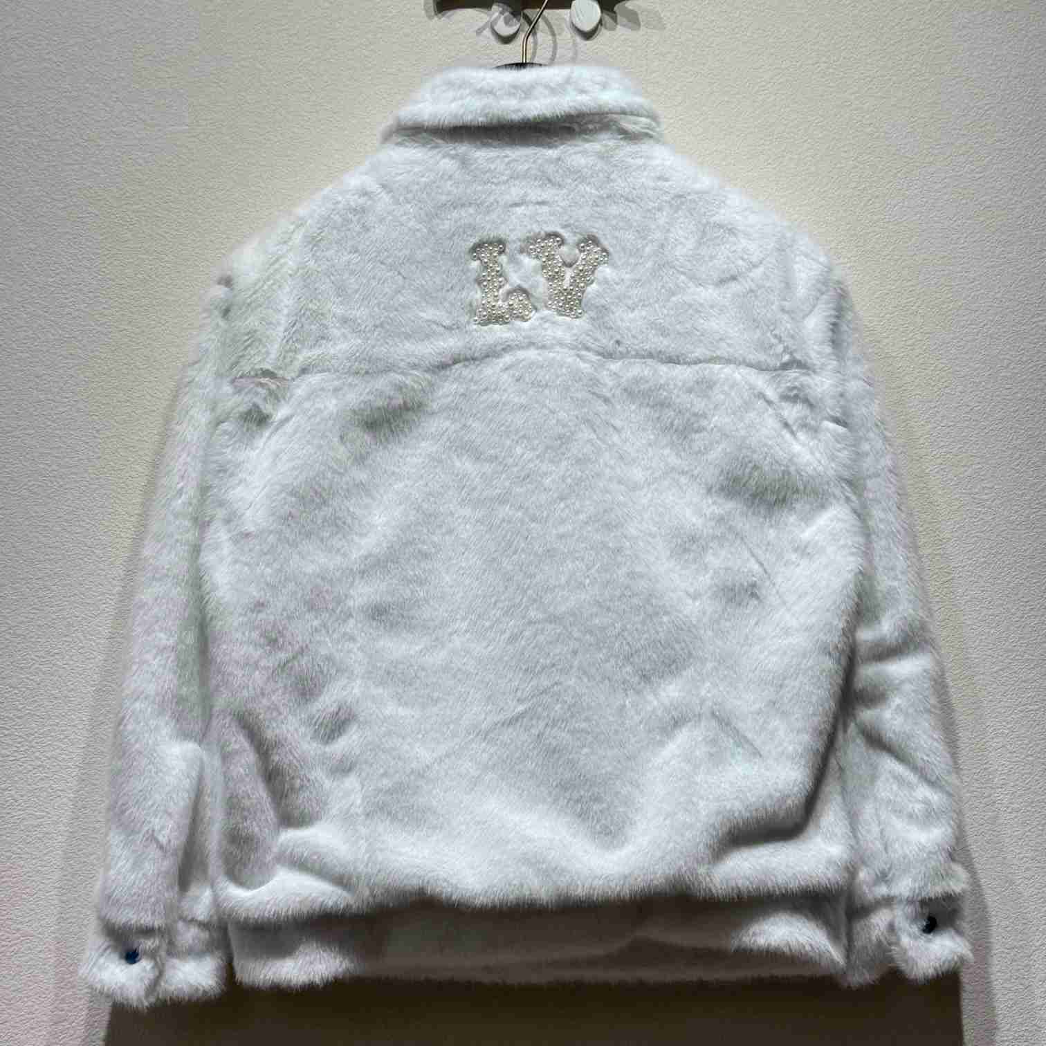 Louis Vuitton Mink Trucker Jacket  1AFXB7 - 