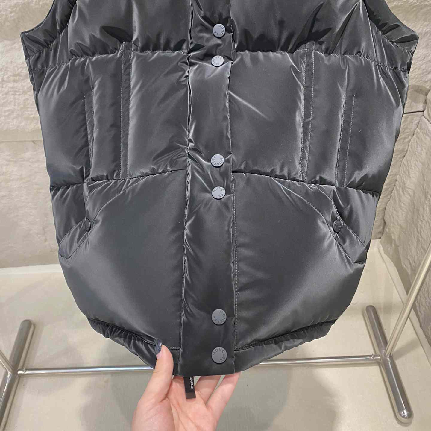 Moncler Allymes 2-in-1 Hooded Short Down Jacket - 