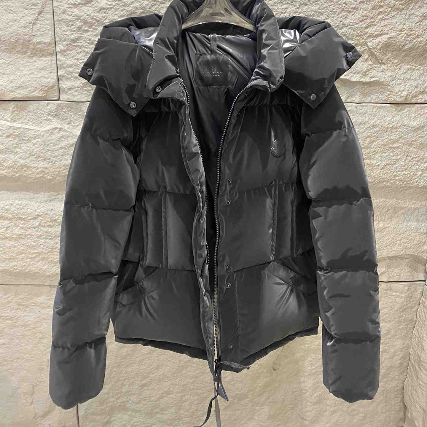 Moncler Allymes 2-in-1 Hooded Short Down Jacket - 