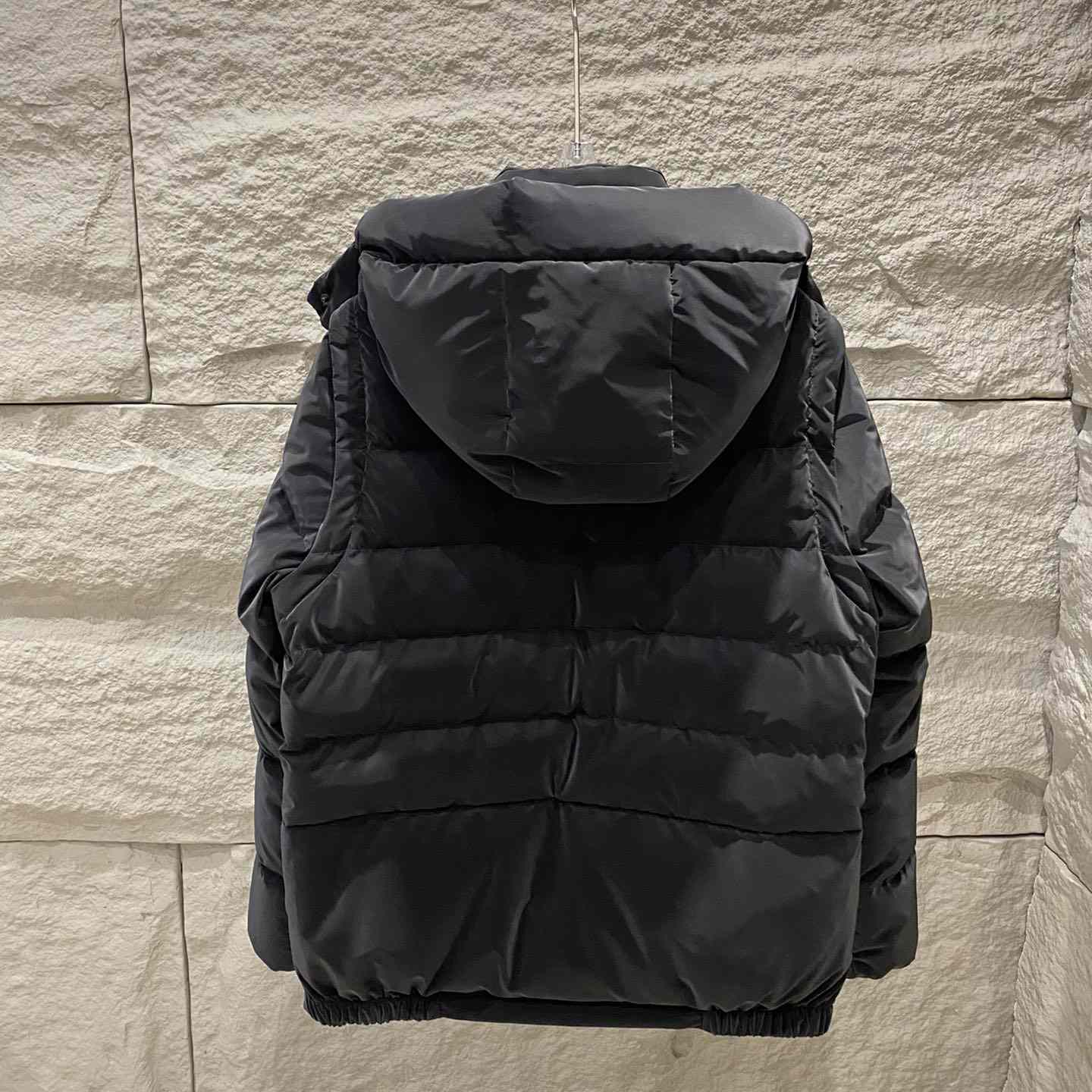 Moncler Allymes 2-in-1 Hooded Short Down Jacket - 