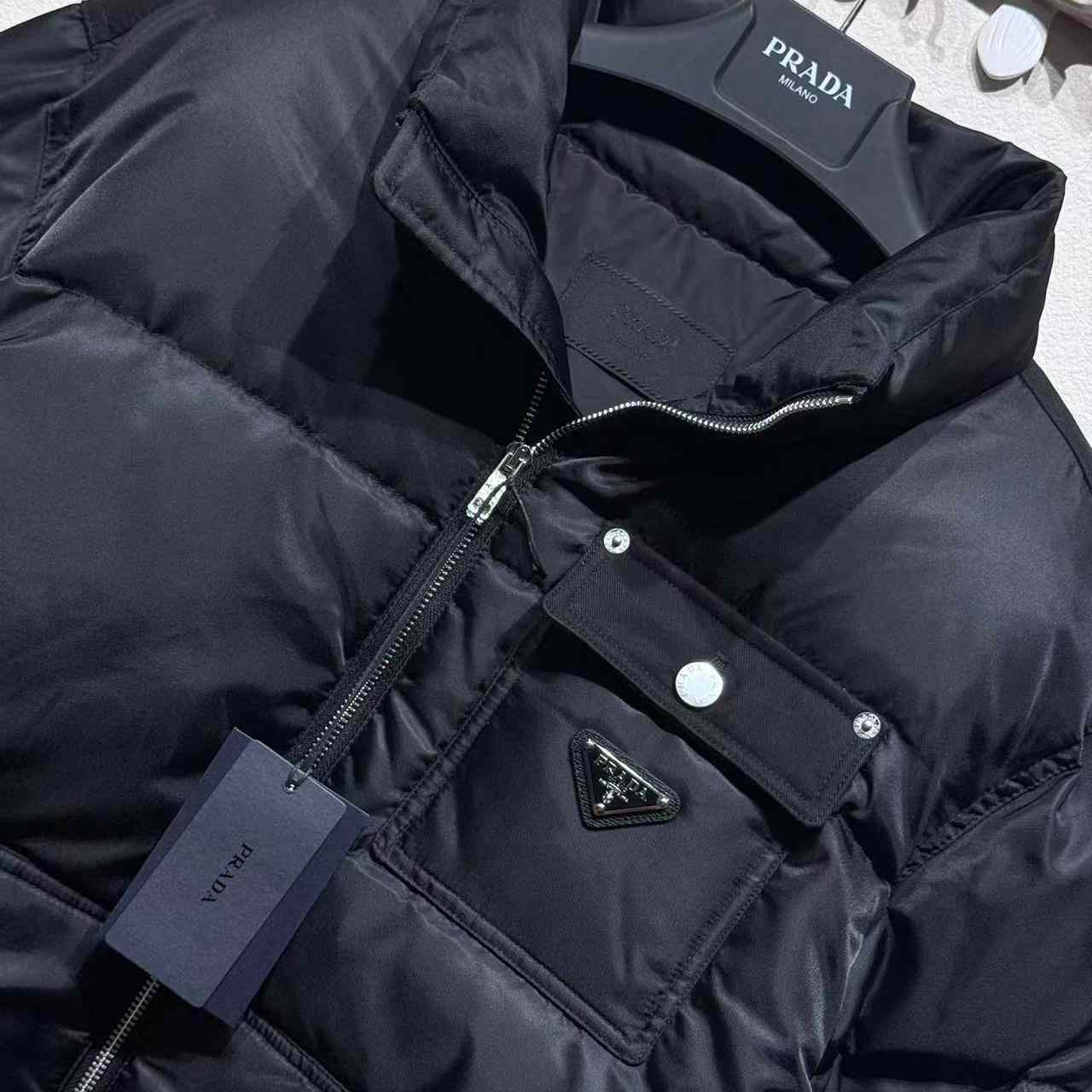 Prada Cropped Re-Nylon Down Jacket - 