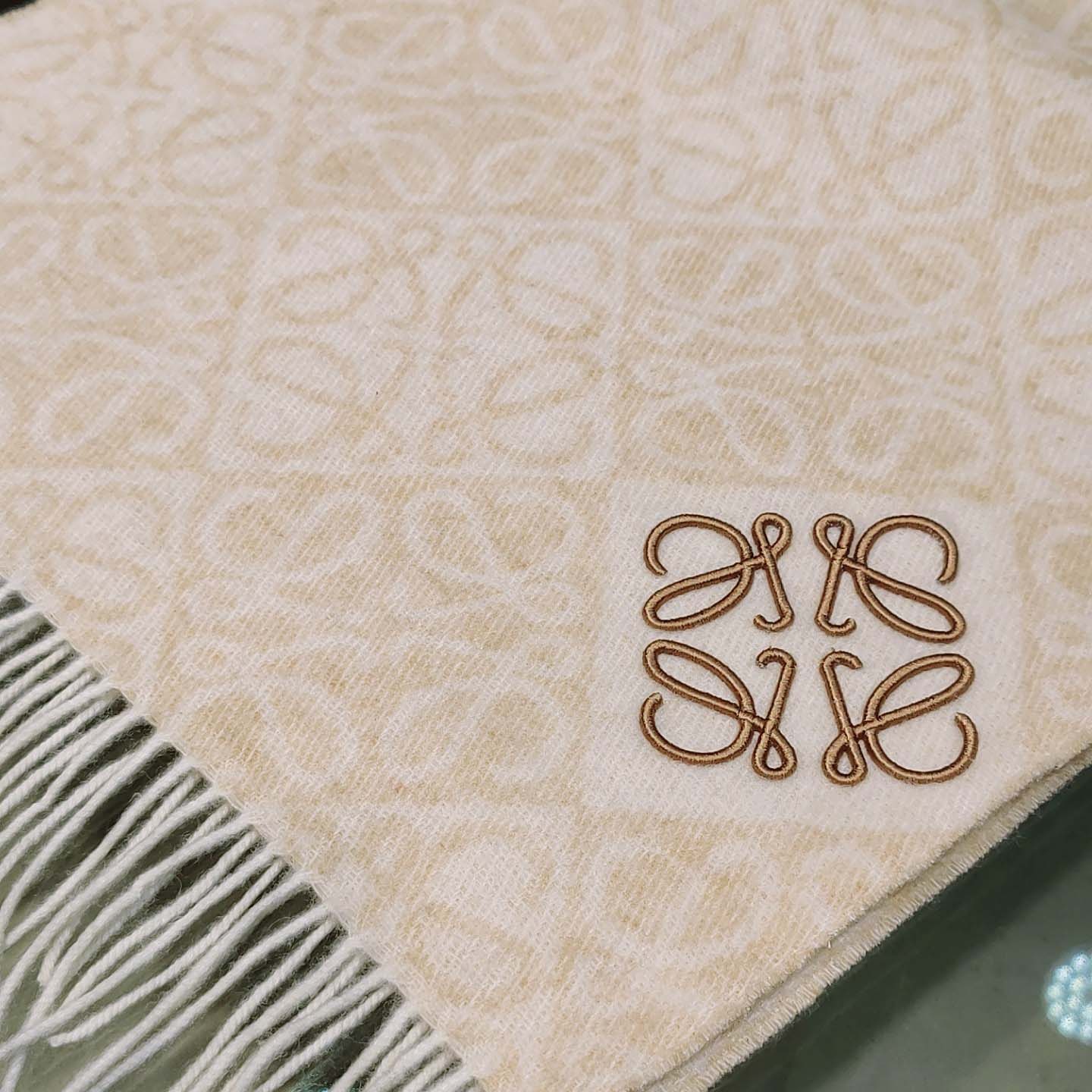 Loewe Anagram Scarf  - 