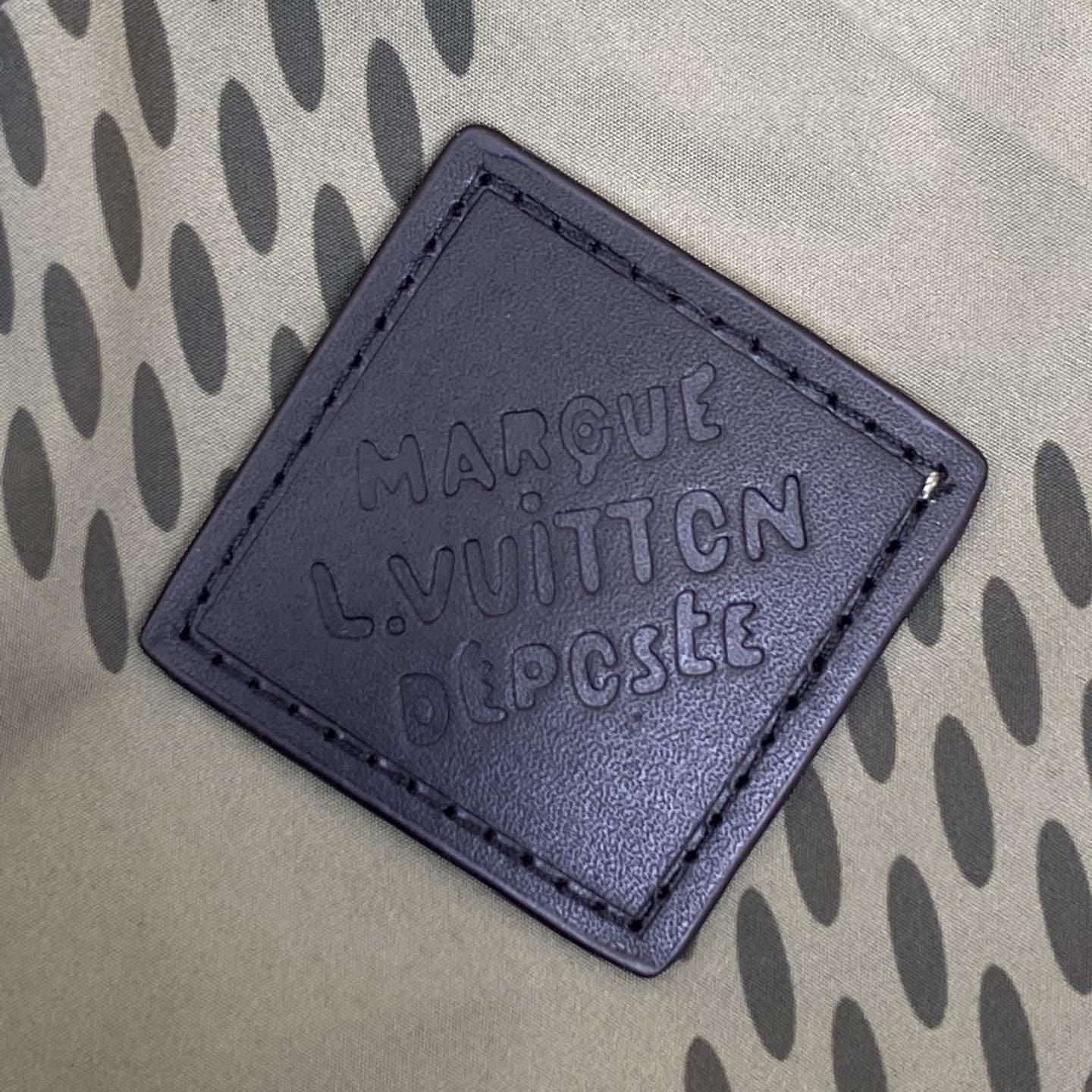 Louis Vuitton Reversible Nylon And Fleece Windbreaker - 