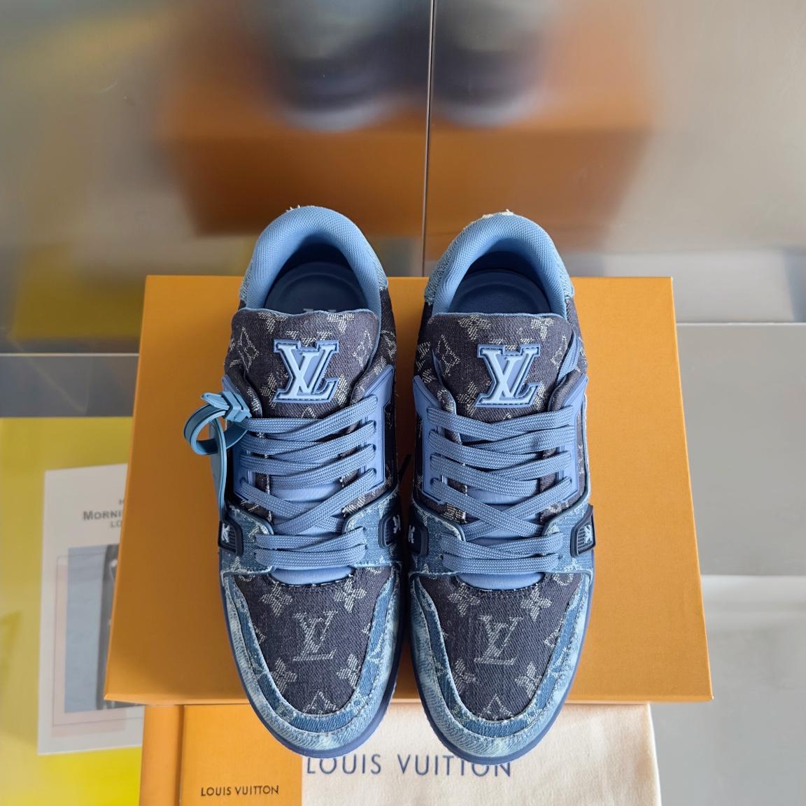 Louis Vuitton LV Trainer Sneaker    - 