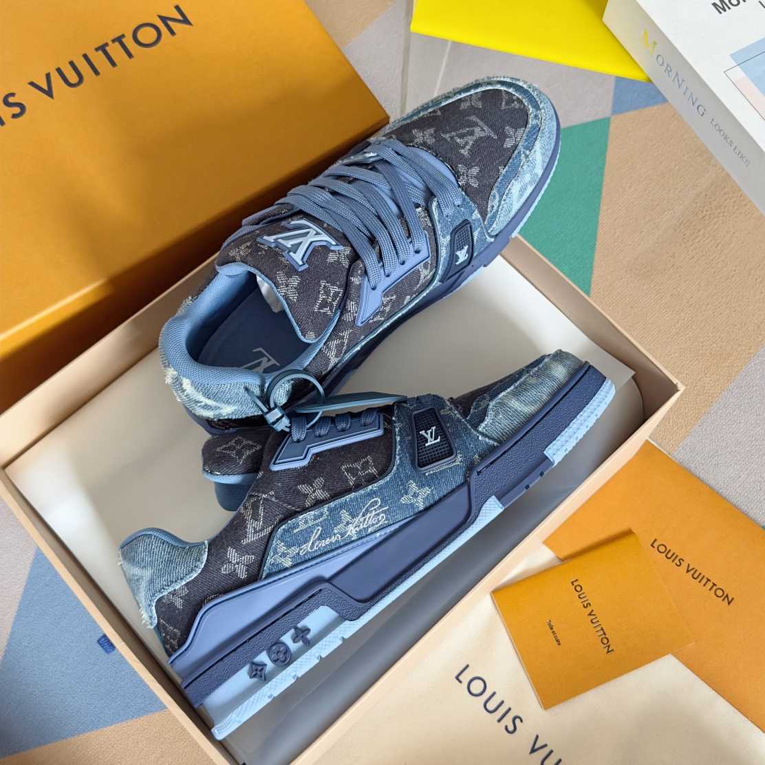 Louis Vuitton LV Trainer Sneaker    - 
