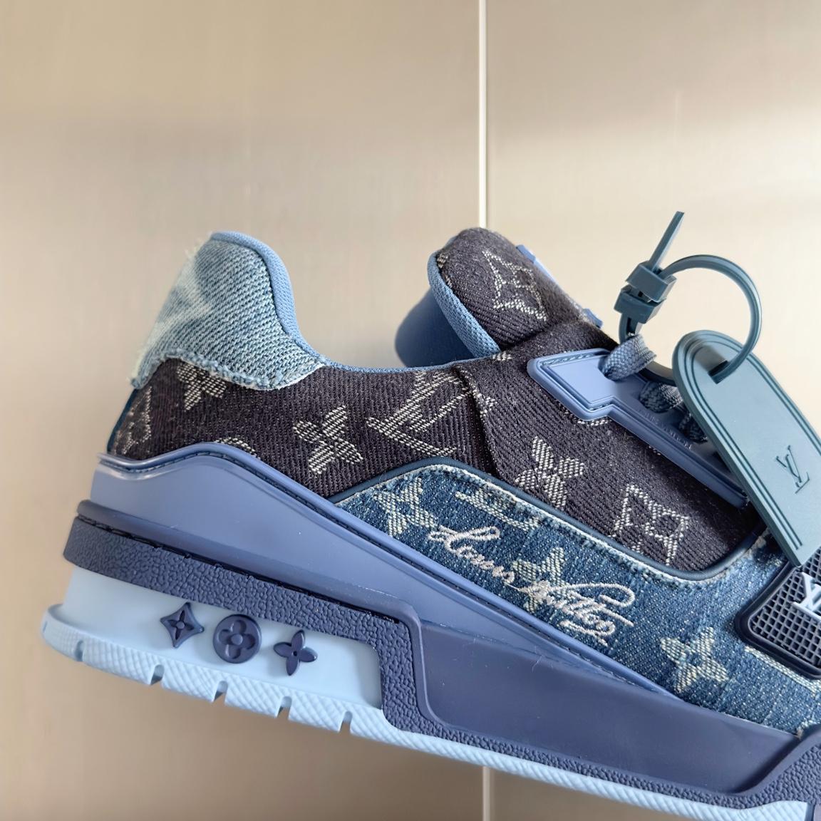 Louis Vuitton LV Trainer Sneaker    - 