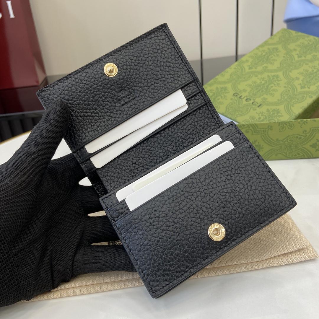 Gucci GG Emblem Mini Wallet - 