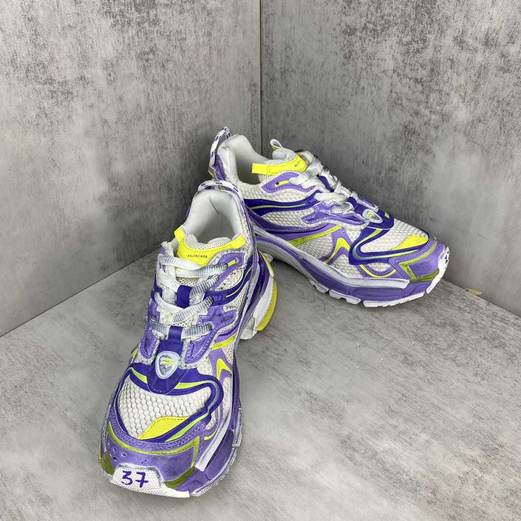 Balenciaga Runner 2.0 Sneaker  - 