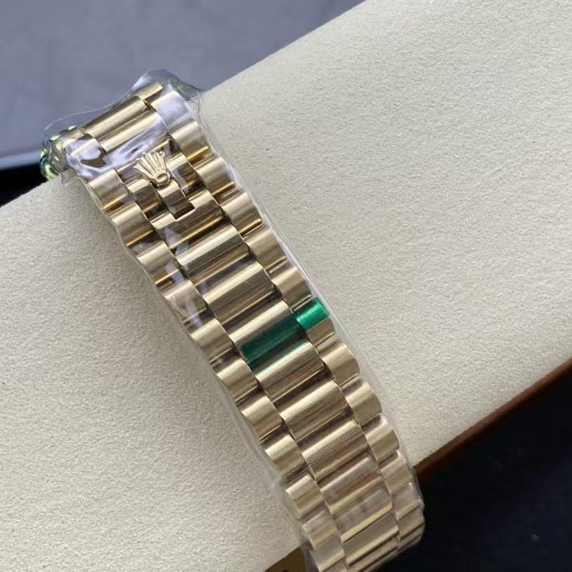Rolex Day Date Watch - 